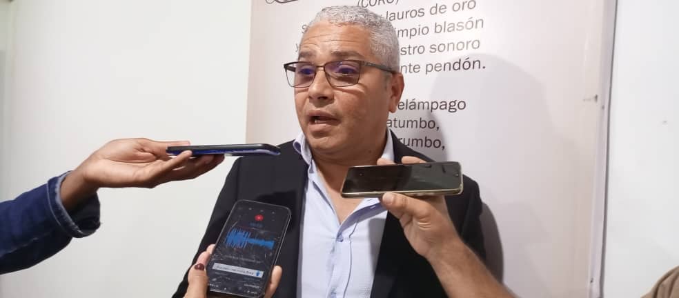 Imagen de la noticia: Municipio Cabimas: Presidente del Consejo Municipal, Marvin Nava ratificó de nuevo las tarifas legales y vigentes del pasaje Urbano