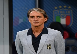 Imagen de la noticia: Roberto Mancini renuncia a su cargo de seleccionador de Italia