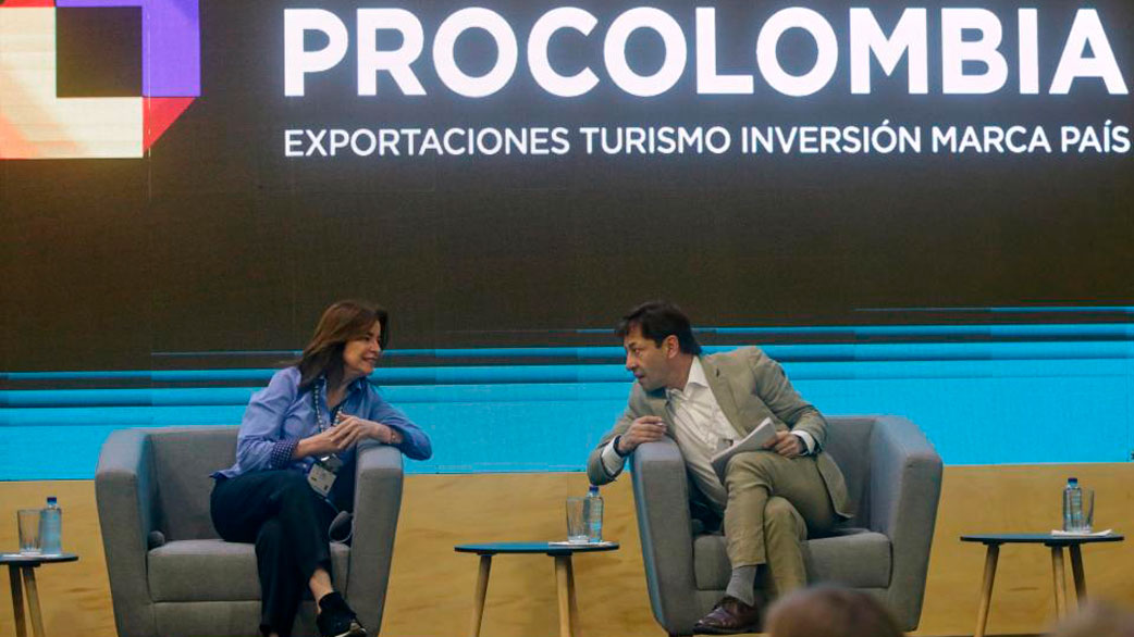 Imagen de la noticia: Colombia y Venezuela impulsan su comercio con una macrorrueda de negocios en Caracas