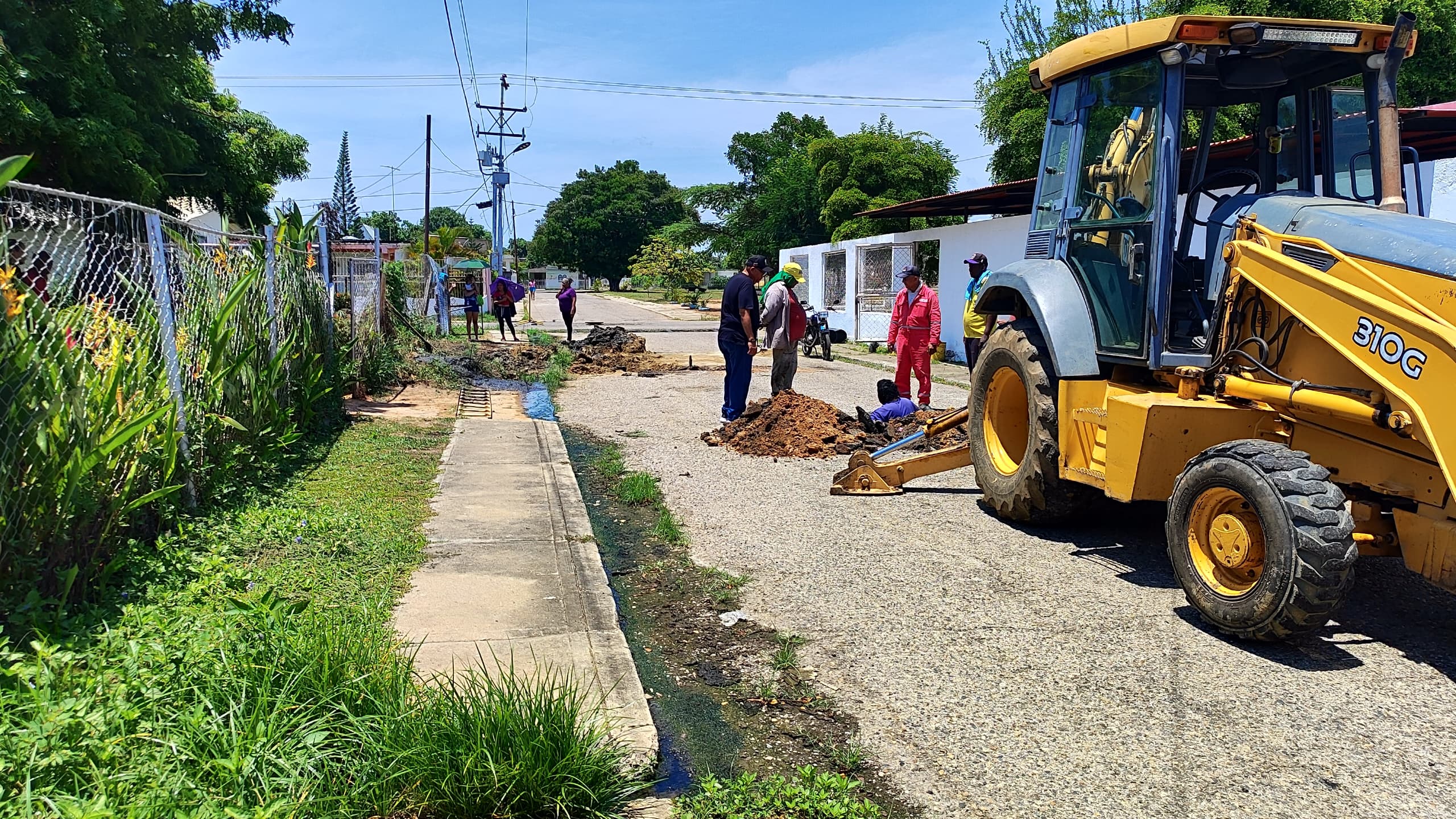 Imagen de la noticia: Municipio Lagunillas: Alcaldía Valmorense mantiene activo mejoras en los servicios públicos
