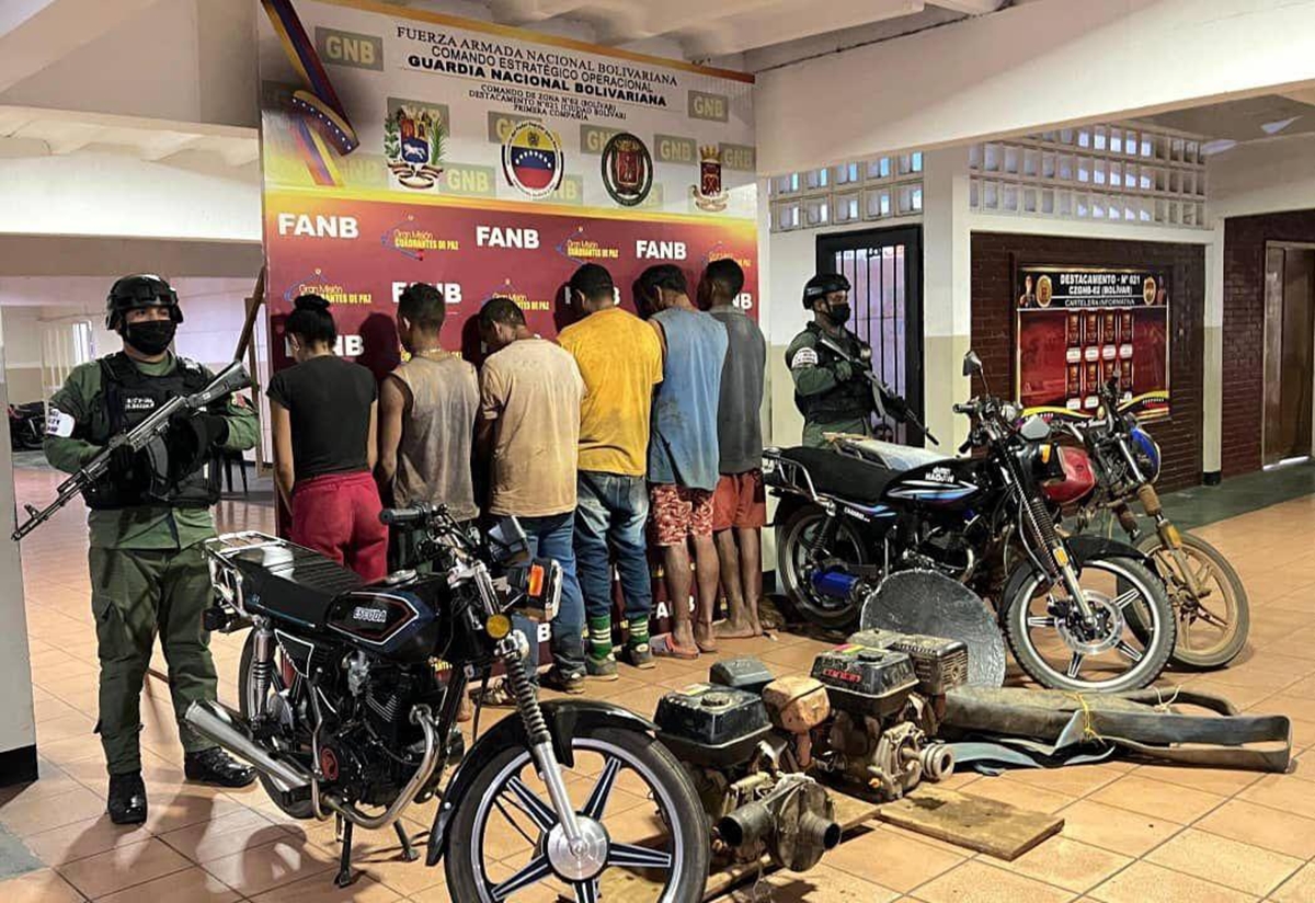 Imagen de la noticia: Detuvieron a seis personas que ejercían la minería ilegal en Bolívar