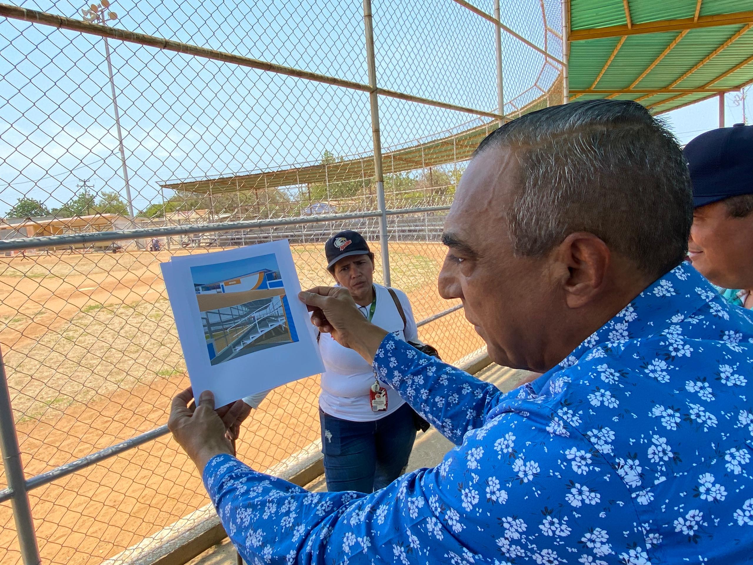 Imagen de la noticia: Municipio Santa Rita: Alcalde inspeccionó avances de los trabajos de remodelación del Estadio Morfina Ritera
