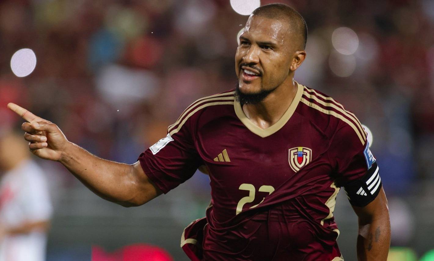 Imagen de la noticia: Salomón Rondón se quiebra ante su posible participación en el Mundial
