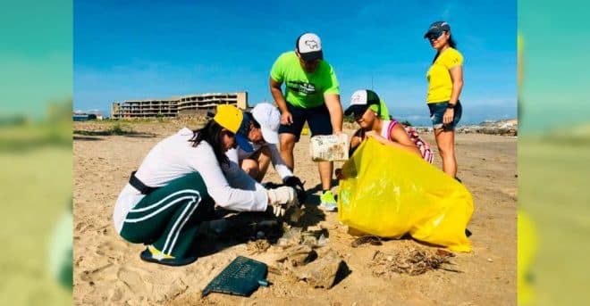 Imagen de la noticia: Activados varios frentes en el país para limpieza de playas