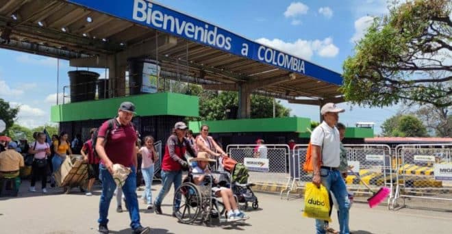 Imagen de la noticia: Consecomercio propone simplificar trámites para impulsar el comercio binacional con Colombia