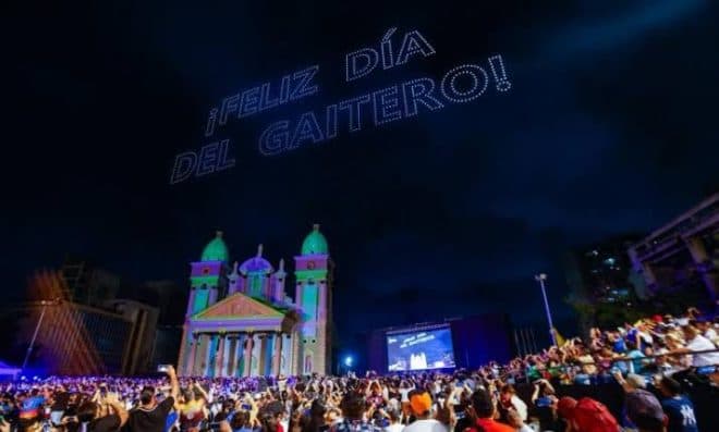 Imagen de la noticia: Maracaibo rinde homenaje a Astolfo Romero con un Espectáculo de 1.600 Gaiteritos y 1.500 Drones