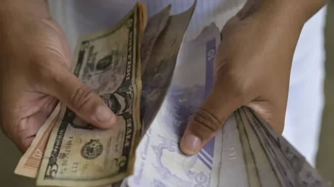 Imagen de la noticia: Aumento salarial 2026: confirman reuniones entre el Ejecutivo y sector privado