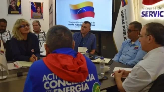 Imagen de la noticia: Gobierno activa plan para reactivar hospitales