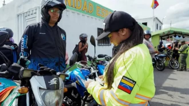 Imagen de la noticia: INTT detalla los motivos para la retención de vehículos en alcabalas