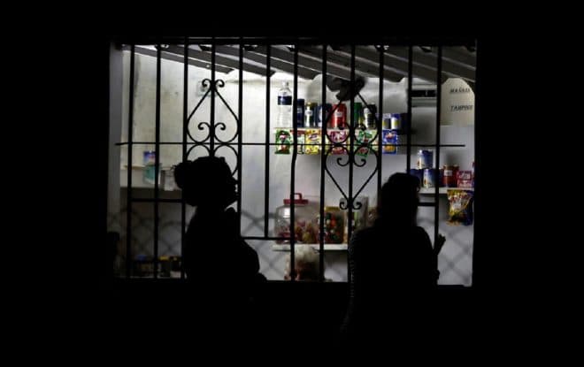 Imagen de la noticia: Los apagones dejarán sin corriente este sábado a casi 51 % de Cuba