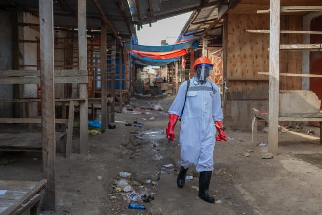Imagen de la noticia: Venezuela refuerza controles sanitarios en puertos y aeropuertos ante alerta por ébola