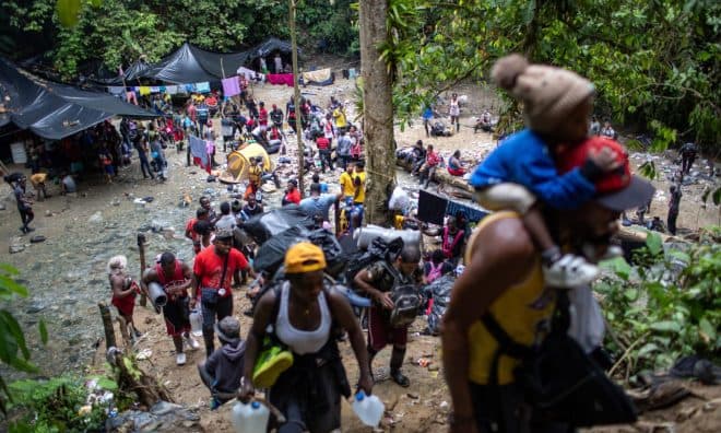 Imagen de la noticia: EE.UU. aporta 3 millones de dólares para sanear la selva del Darién tras crisis migratoria en Panamá