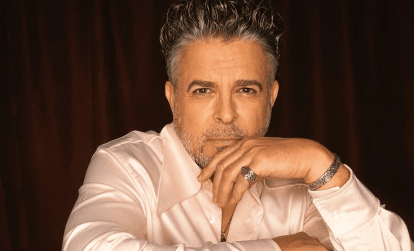 Imagen de la noticia: Luis Enrique lanza su primer álbum inédito en 13 años