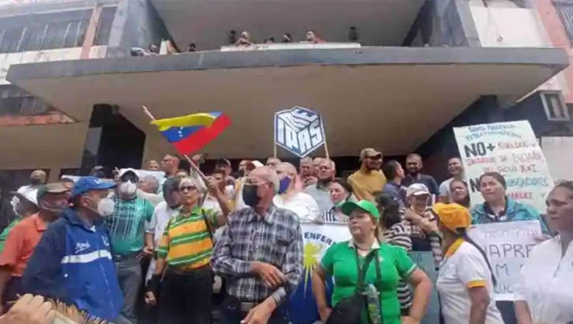 Imagen de la noticia: Magisterio venezolano declara Emergencia Educativa y convoca a paro nacional este 10 de junio