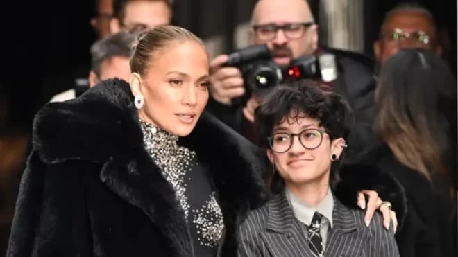 Imagen de la noticia: Hija de Jennifer López se identifica como chico y este es su nuevo nombre
