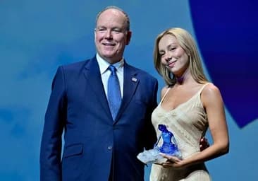 Imagen de la noticia: Novia de Kylian Mbappé protagoniza vergonzoso momento con el príncipe de Montecarlo