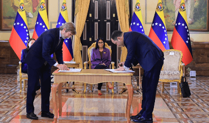 Imagen de la noticia: Pdvsa firma con Repsol acuerdo para explorar la COL en Trujillo