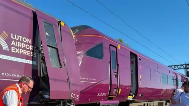 Imagen de la noticia: Tragedia ferroviaria en Inglaterra: Un fallecido y decenas de heridos tras choque de trenes