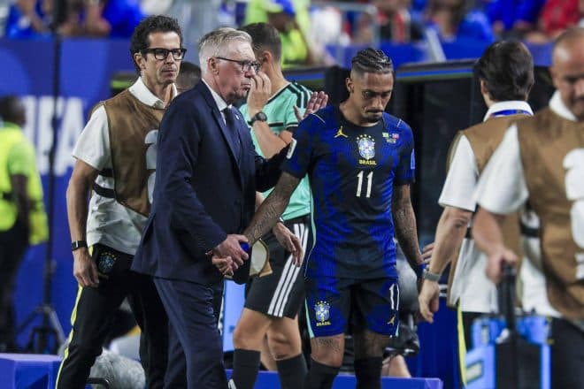 Imagen de la noticia: Mundial 2026: Ancelotti baraja sus opciones para sustituir al lesionado Raphinha