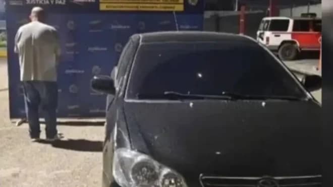 Imagen de la noticia: Agresión en el Zulia: captan en video a un hombre arrastrando a su esposa amarrada a un carro