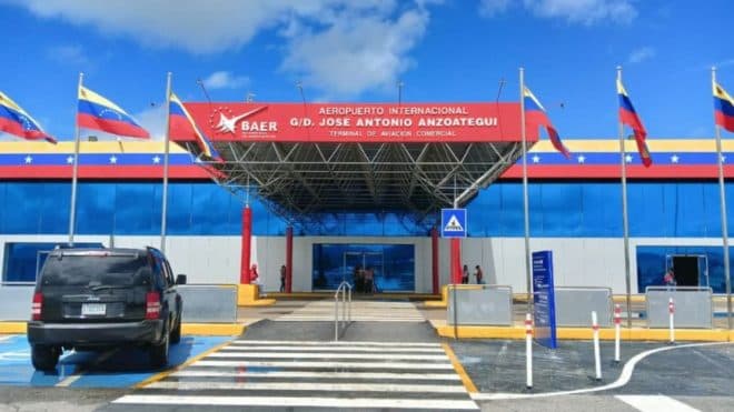 Imagen de la noticia: Aeropuerto de Barcelona se activó como terminal alterno internacional tras los terremotos