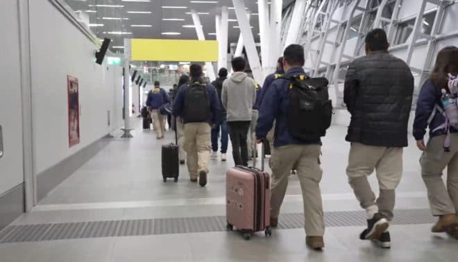 Imagen de la noticia: Chile expulsa a 65 extranjeros con historial delictivo
