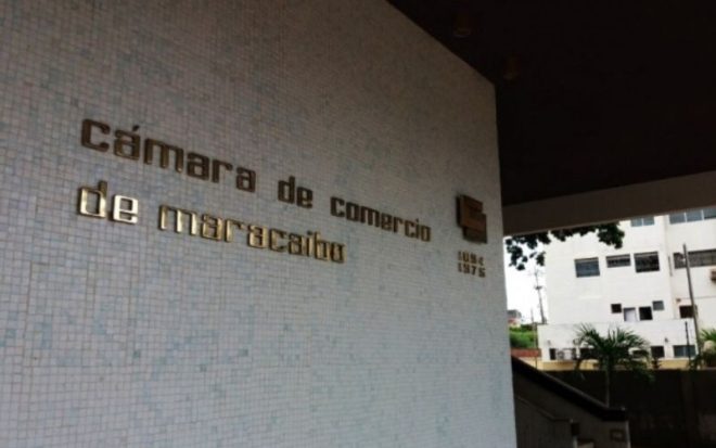Imagen de la noticia: Cámara de Comercio: Marabinos buscan productos más baratos o en oferta