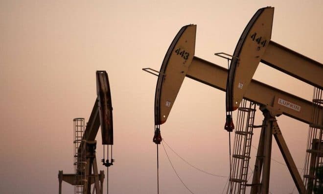 Imagen de la noticia: El petróleo se dispara por encima de los $100
