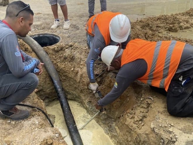 Imagen de la noticia: Emugas interviene tuberías de gas doméstico en el sector Tierra Negra para trabajos de sustitución de colectores