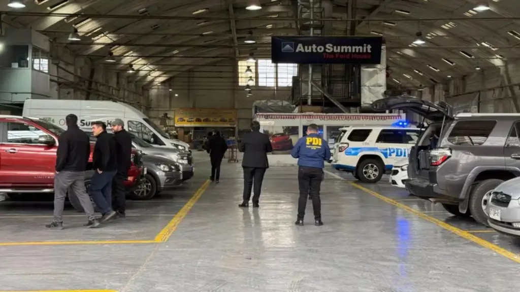 Imagen de la noticia: Robaron 17 vehículos de lujo en menos de dos horas: detalles sobre millonario asalto en un taller