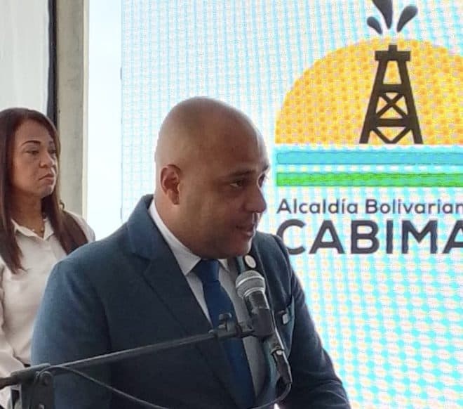 Imagen de la noticia: Alcalde Frank Carreño se solidariza con familias afectadas por sismos de este jueves 24 de junio